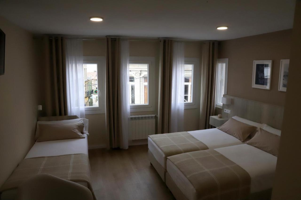 Aires Do Umia Hotel Калдас Де Реис Екстериор снимка